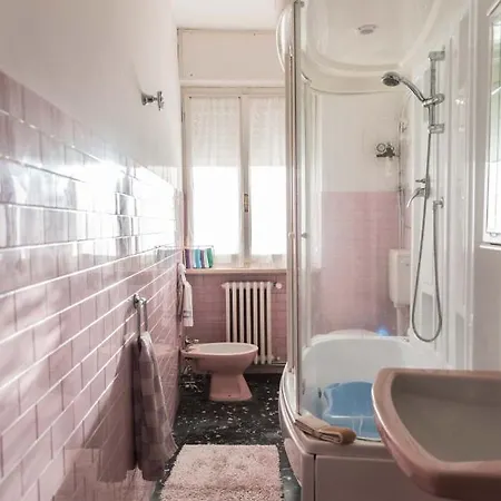 Appartamento Spacious In With A 200 M² Mountain View