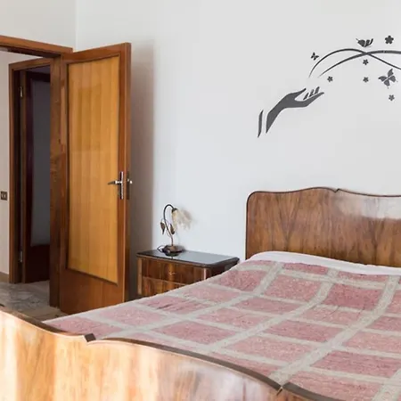 Spacious In With A 200 M² Mountain View *