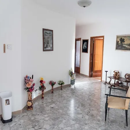 Spacious In With A 200 M² Mountain View * רקאנטי
